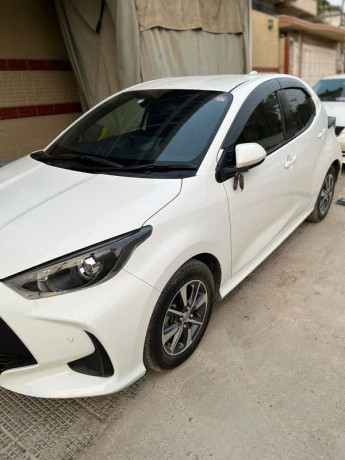 toyota-yaris-hatchback-2021-5-grade-big-7