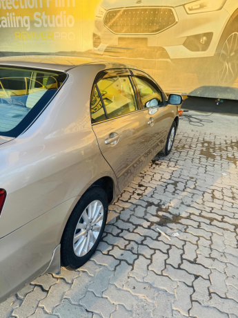 toyota-corolla-axio-g-big-2