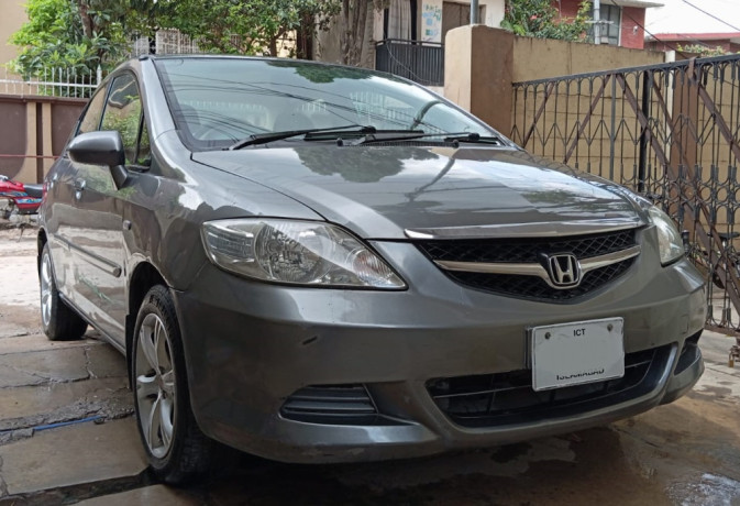 honda-city-idsi-big-0
