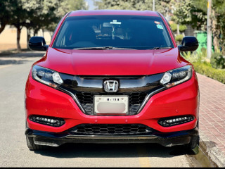 honda-vezel-rs-sensing-2016