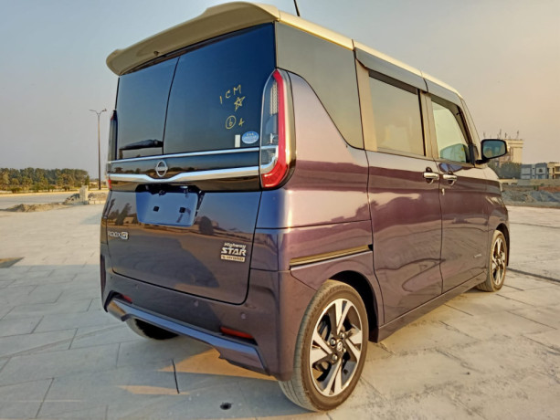 nissan-highway-star-roox-g-two-tone-s-hybrid-g-turbo-pro-pilot-edition-with-beige-leather-seats-and-steering-big-3