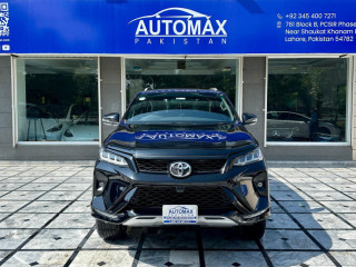 toyota-fortuner-legender-2022