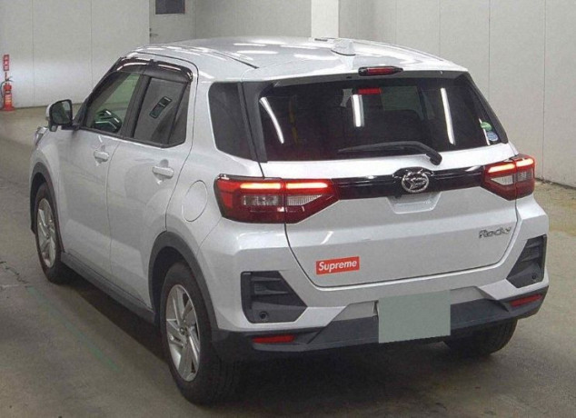 daihatsu-rocky-big-7